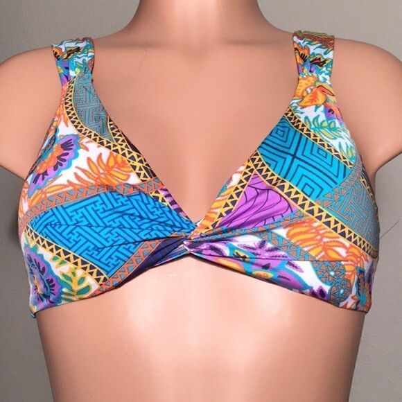 Medium Cremieux top.  New - Picture 1 of 4